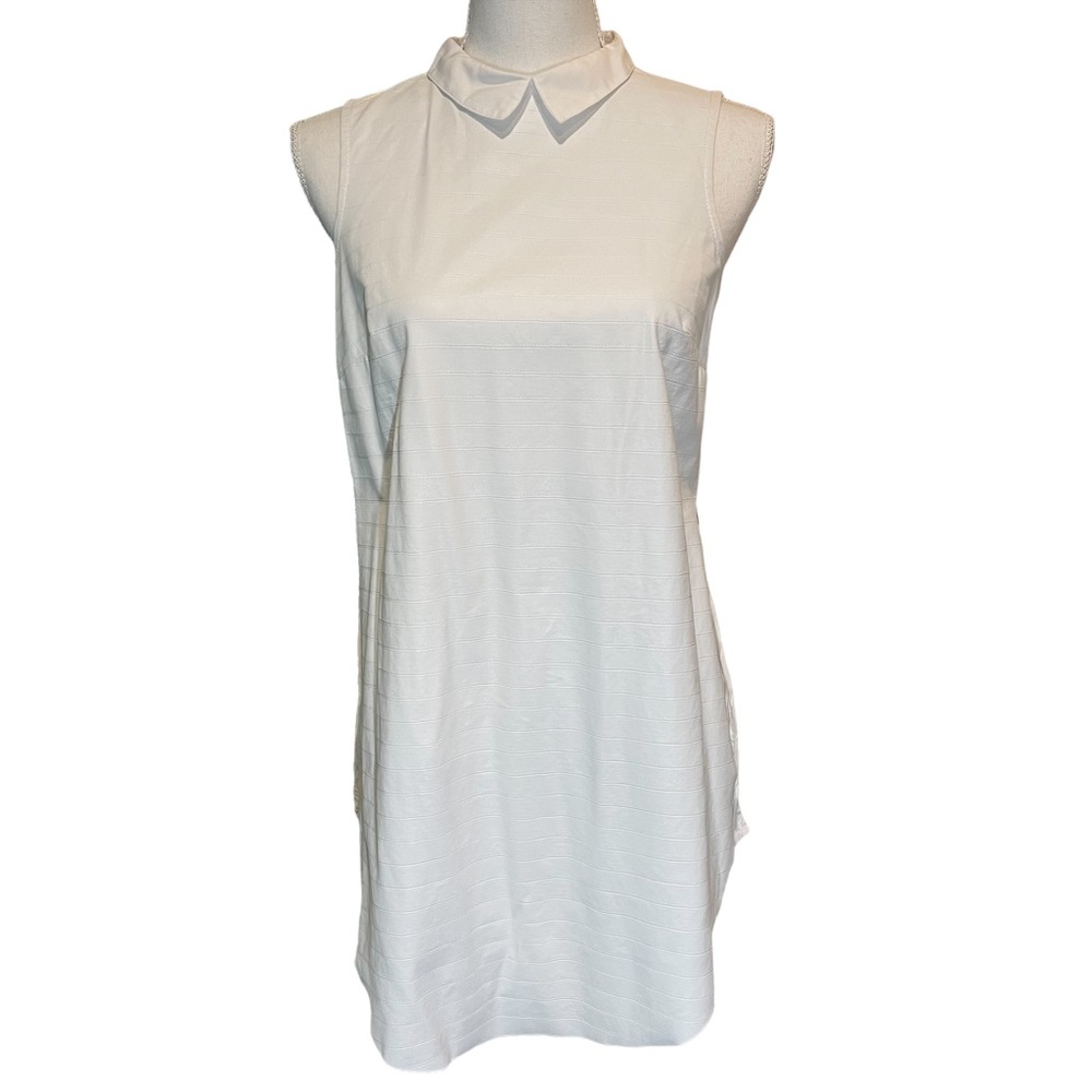 BCBGeneration White Tunic Tank Top with Side Slits.  Size XS